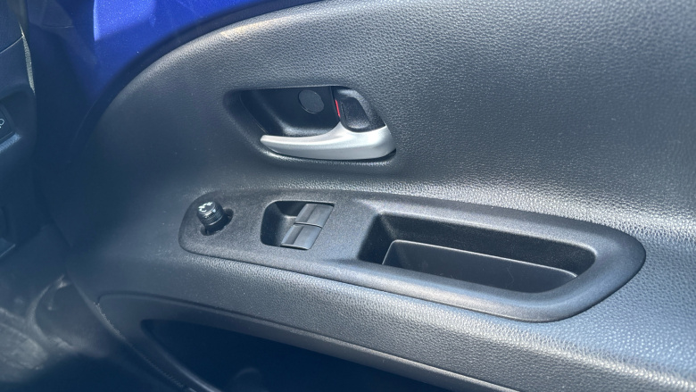 Toyota Aygo X 1.0 VVT-i Edge 5dr Petrol Hatchback